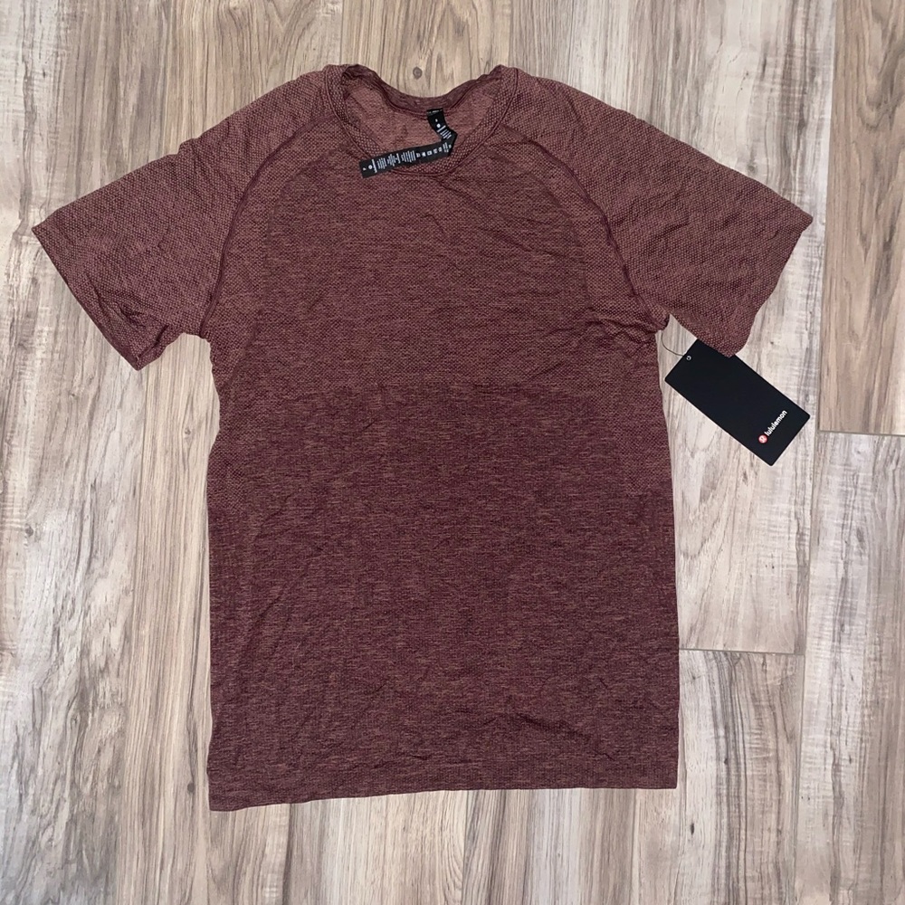 NWT Metal Vent Tech SS 2.0 Maroon